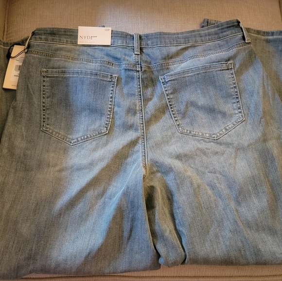🎁NYDJ Wide-Leg Jeans - Picture 3 of 6